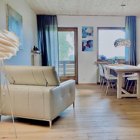 Ferienwohnung Chiemseealpenblick Брайтбрунн-ам-Кімзе Екстер'єр фото