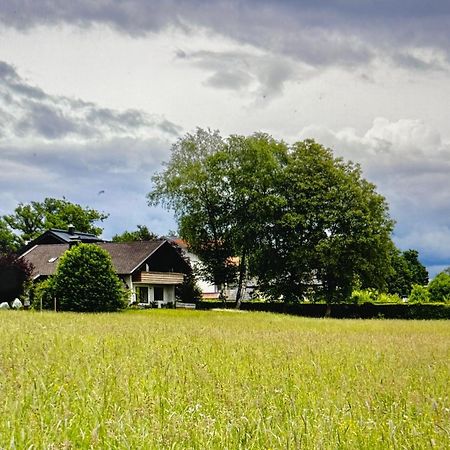 Ferienwohnung Chiemseealpenblick Брайтбрунн-ам-Кімзе Екстер'єр фото