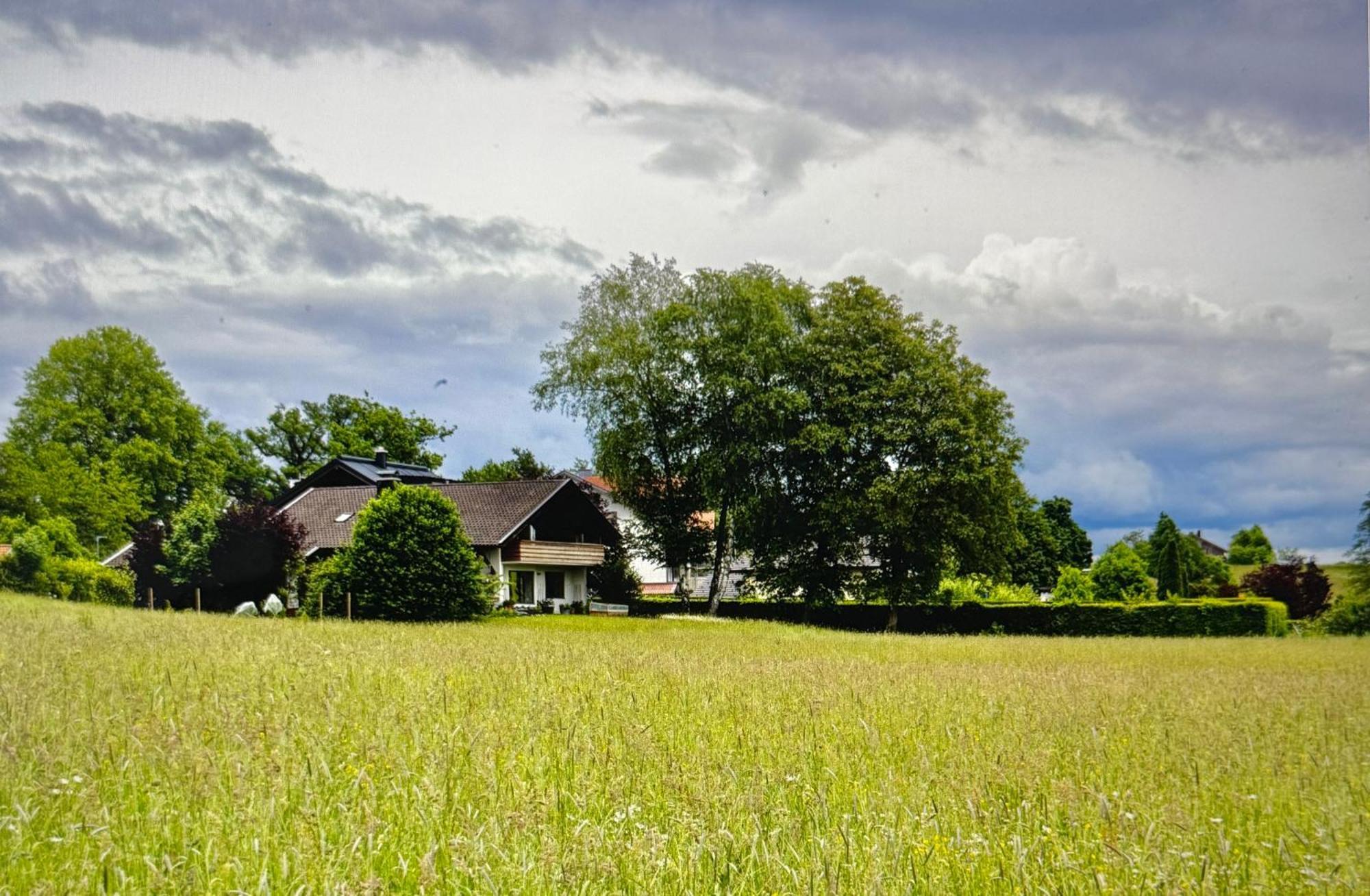 Ferienwohnung Chiemseealpenblick Брайтбрунн-ам-Кімзе Екстер'єр фото